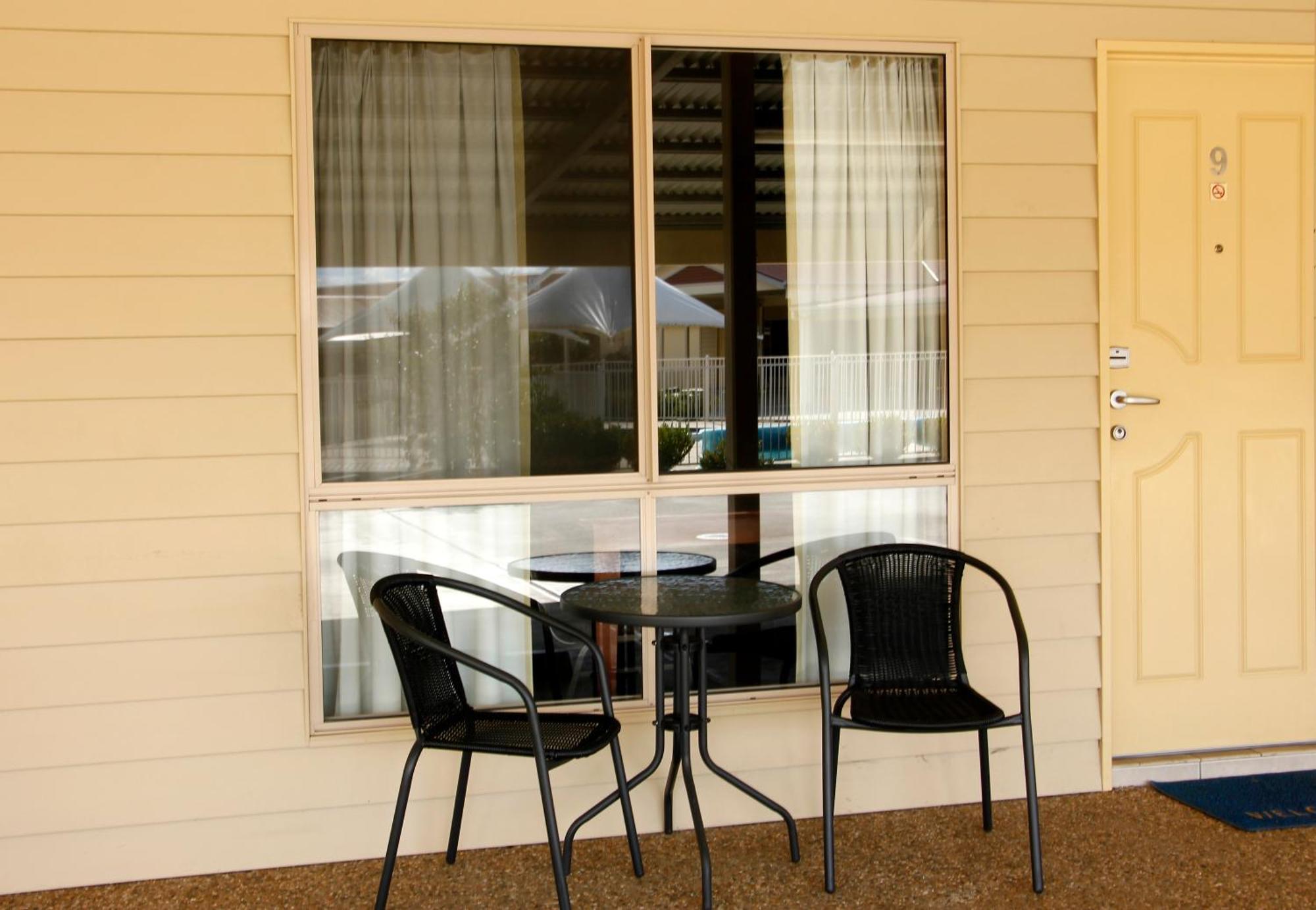 Pittsworth Motor Inn Ngoại thất bức ảnh