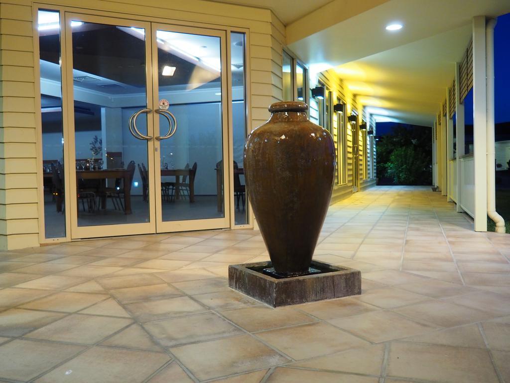 Pittsworth Motor Inn Ngoại thất bức ảnh