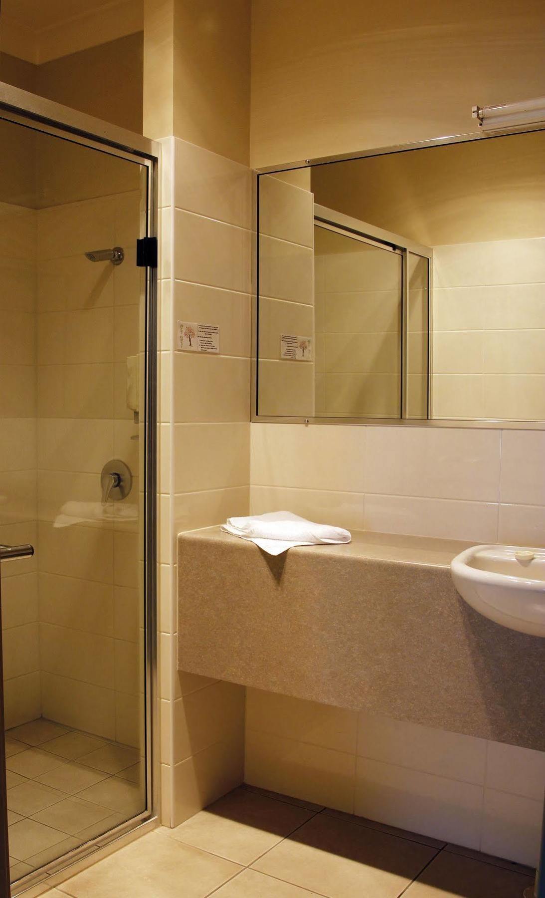 Pittsworth Motor Inn Ngoại thất bức ảnh