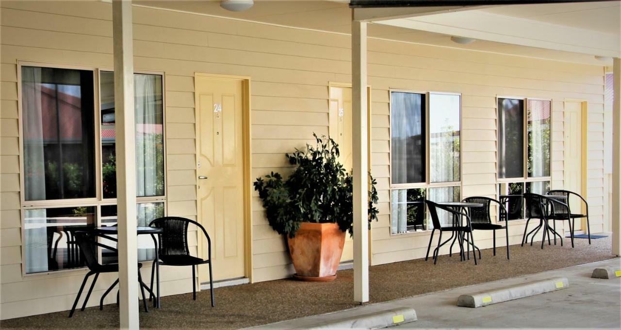 Pittsworth Motor Inn Ngoại thất bức ảnh